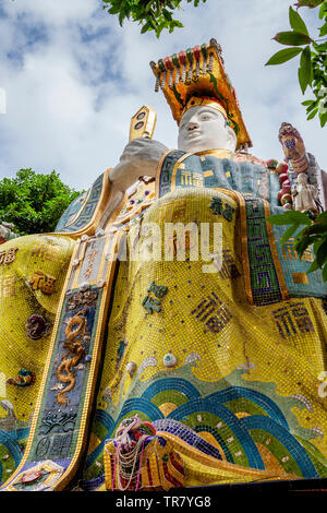 Tin Hau (dea del mare) statua, Kwun Yam Santuario, Repulse Bay, Hong Kong, Cina Foto Stock