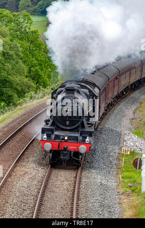 Locomotiva a vapore, LMS Giubileo Classe, 45690 Leander a Armathwaite angolo su Carlisle per estinguere la linea Foto Stock