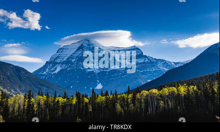 Splendida vista della montagna dal punto di osservazione Foto Stock