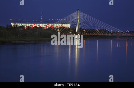 Ponte Swietokrzyski e Stadio Nazionale di Varsavia. Polonia Foto Stock