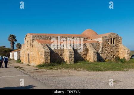 Quinto secolo la chiesa di San Giovanni di Sinis, nei pressi di Cabras, Sardegna, Italia Foto Stock