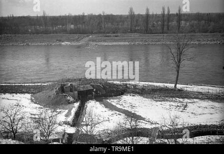 2. Weltkrieg Europa Bunker in Frankreich am Rhein - la seconda guerra mondiale Bunker francese vicino al Reno Foto Stock