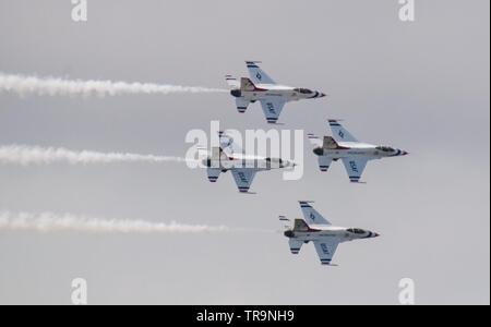 Il USAF Thunderbird F-16 Team Display Foto Stock