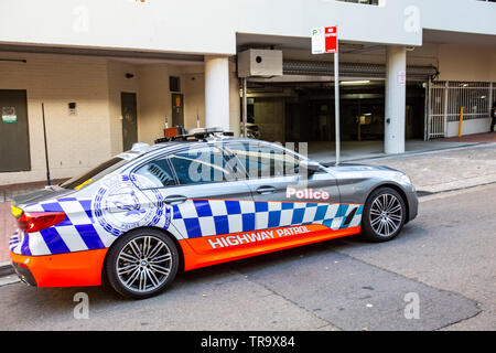 La polizia di Sydney BMW highway patrol auto parcheggiate in Parramatta,Western Sydney , Australia Foto Stock