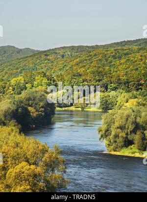 Fiume San di Sanok. Subcarpathian voivodato. Polonia Foto Stock