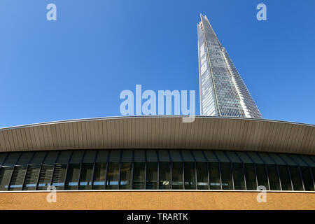 Frammento di vetro e la nuova stazione di London Bridge sviluppo, Southwark, Londra, Regno Unito Foto Stock