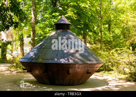 Repliche di alcune delle invenzioni di Leonardo da Vinci,, Clos Luce, Amboise, Indre-et-Loire Departement, Center-Val de Loire, Francia Foto Stock