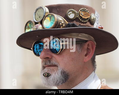 Rochester, Kent, Regno Unito. 2 Giugno, 2019. Foto dal 2019 Dickens Summer Festival di Rochester, Kent. Credito: James Bell/Alamy Live News Foto Stock