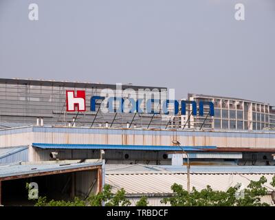 Fabbrica di Foxconn a Shenzhen con logo Foto Stock