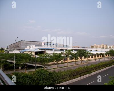 Fabbrica di Foxconn a Shenzhen con logo Foto Stock