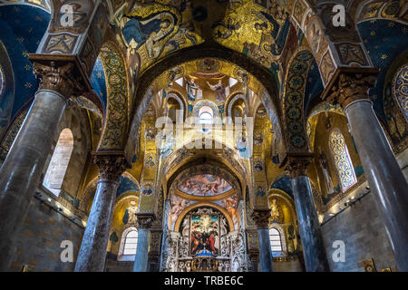 Interno del La chiesa della Martorana a Palermo, Sicilia, Italia Foto Stock