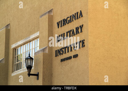 Virginia Military Institute, situato in Lexington, Virginia, è uno dei più antichi e prestigiosi istituti militari negli Stati Uniti Foto Stock