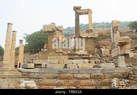 Gateway monumentale di Memmius in Efeso in Turchia Foto Stock