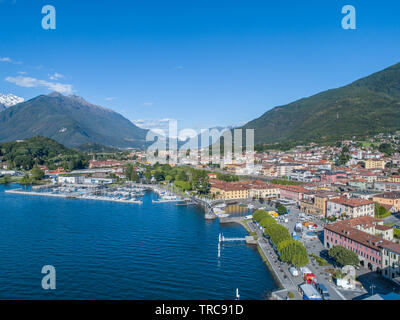 Villaggio di Colico, lago di Como in Italia Foto Stock