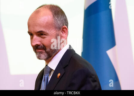 Jurmala, Lettonia., . Niels Engelschion, Direttore Generale per gli Affari europei della Norvegia, durante la foto di famiglia, durante la riunione di alto livello della presidenza lettone del Consiglio degli Stati del Mar Baltico (CSMB) a Jurmala, Lettonia. Credito: Gints Ivuskans/Alamy Live News Foto Stock