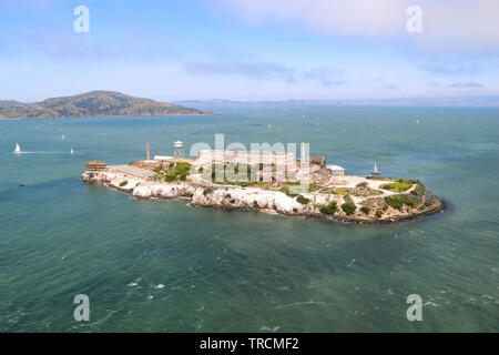 Vista aerea di Alcatraz, la baia di San Francisco, California Foto Stock