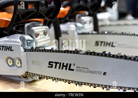 Kielce, Polonia, 16 marzo 2019: presentazione di Stihl motoseghe durante il Agrotech 2019 mostra di Kielce. Stihl è famoso produttore tedesco di Foto Stock