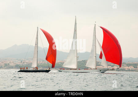 Editorial SARDEGNA - Settembre 2005: i partecipanti nella maxi yacht Rolex Cup boat race Foto Stock