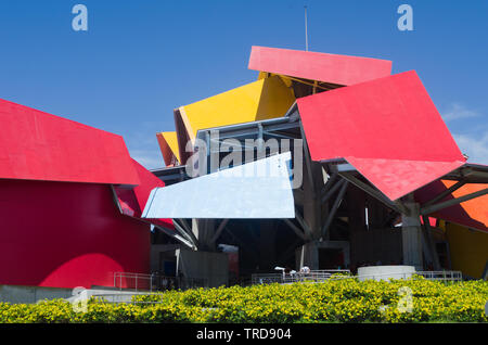 Il Museo della biodiversità progettato dal famoso architetto Frank Gehry Foto Stock