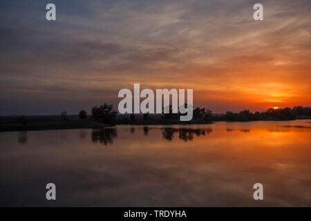 Danubiana e del delta Parco Nazionale al tramonto, Romania, Biosphaerenreservat Donaudelta Foto Stock