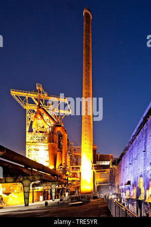 Illuminato Museo Industriale Heinrichshuette, in Germania, in Renania settentrionale-Vestfalia, la zona della Ruhr, Hattingen Foto Stock