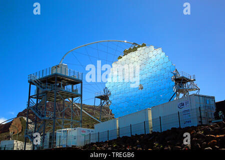 Telescopio Magic presso l'Osservatorio di Roque de los Muchachos, Isole Canarie La Palma, El Paso Foto Stock