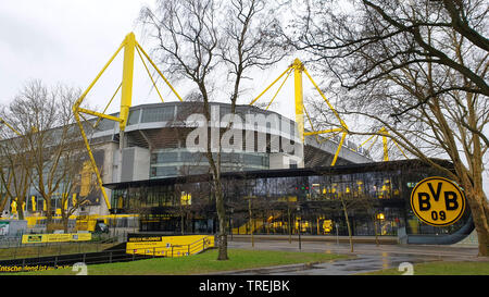 Westfalenstadion, Signal Iduna Park, la Germania, il più grande stadio, in Germania, in Renania settentrionale-Vestfalia, la zona della Ruhr, Dortmund Foto Stock