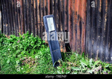 Strada bollard riflettente realizzato da Vergemaster Foto Stock