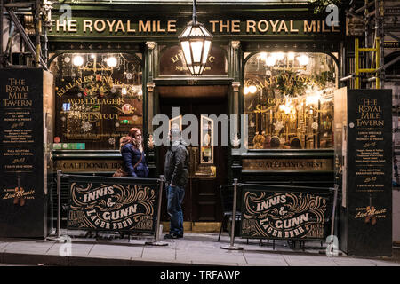 Il Royal Mile pub, Edimburgo Foto Stock