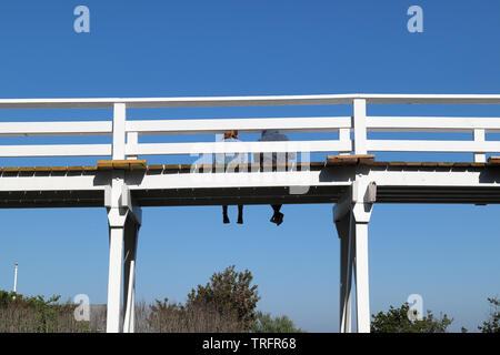 Ponte pedonale a Siasconset storico distretto di Nantucket, Massachusetts Foto Stock