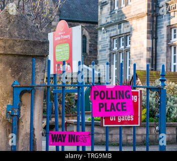 Lorne Scuola Primaria posto di polling a Leith Walk Consiglio By-Election, Edimburgo, Scozia, Regno Unito Foto Stock