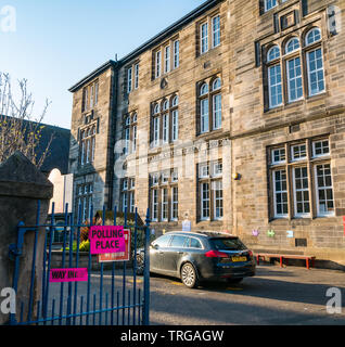 Lorne Scuola Primaria posto di polling a Leith Walk Consiglio By-Election, Edimburgo, Scozia, Regno Unito Foto Stock