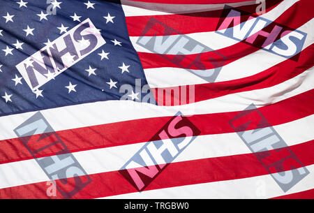 NHS (Servizio sanitario nazionale) il logo a stelle e strisce di bandiera. Stati Uniti d'America/Stati Uniti d'America UK Trade trattativa/Brexit Concetto di immagine. Foto Stock
