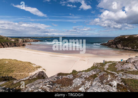 Traigh Allt Chailgeag spiaggia vicino a Durness in Sutherland sulla costa nord della Scozia. 29 Maggio 2019 Foto Stock