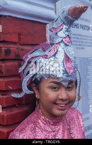 Partecipante al festival Higantes ad Angono Filippine Foto Stock