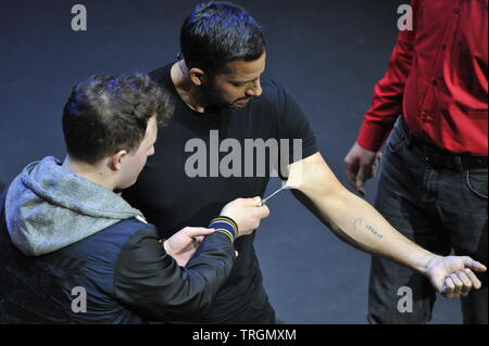 Edinburgh, Regno Unito. 5 Giugno, 2019. David Blaine apre il suo 'Reale o Magic' Tour del Regno Unito al Playhouse Theatre di Edimburgo. Credito: Colin Fisher/Alamy Live News Foto Stock