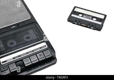 Lettore nastro retrò. lettori di cassette d'annata, vecchio registratore di  suoni ed insieme dell'illustrazione delle audio cassette