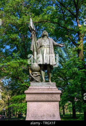 New York, Stati Uniti d'America, 31 maggio 2019. Una statua di bronzo di Cristoforo Colombo da scultore spagnolo Jerónimo Suñol nella città di New York, in zona Central Park. Il sculptur Foto Stock