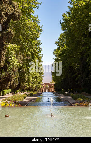 Lo storico giardino Shahzadeh, noto come Prince's Garden, in Mahan, Iran. Il giardino originale fu costruito intorno al 1850. Si tratta di un patrimonio mondiale UNESCO Foto Stock