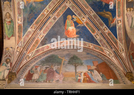 Esaltazione della croce, la Leggenda della Vera Croce, ciclo di affreschi di Piero della Francesca, Cappella Bacci, Cappella Bacci, Cappella Maggiore, 1452-1466, Ba Foto Stock