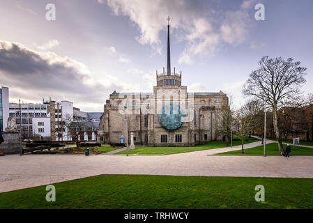 Blackburn cattedrale è uno di Inghilterra del nuovissimo cattedrali, eppure è uno dei paesi più antichi luoghi di culto cristiano di Blackburn, Regno Unito. Foto Stock