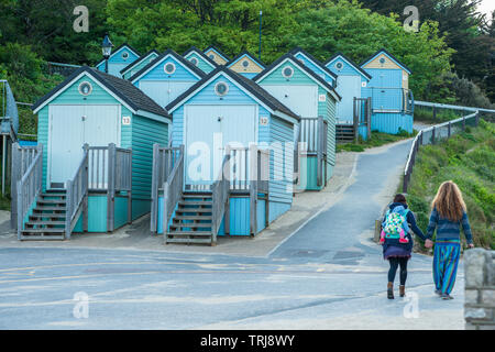 Pittoresca spiaggia di capanna a Bournmouth beach in Dorset, Inghilterra, Regno Unito. Foto Stock