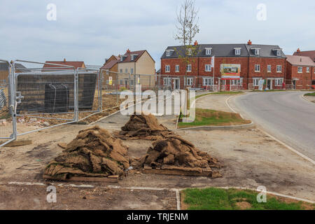 857 case disponibili presso stortfordfields, alloggiamento sviluppo terra occupazione, negozi, strutture comunitarie in Bishops Stortford, Hertfordshire, Inghilterra Foto Stock