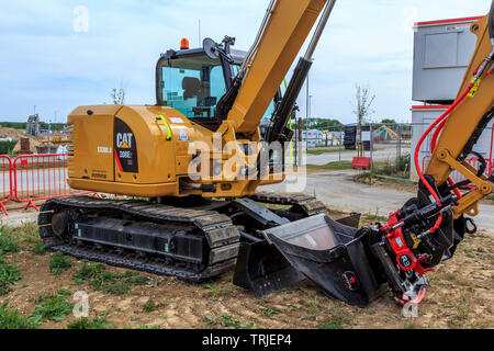 857 case disponibili presso stortfordfields, alloggiamento sviluppo terra occupazione, negozi, strutture comunitarie in Bishops Stortford, Hertfordshire, Inghilterra Foto Stock