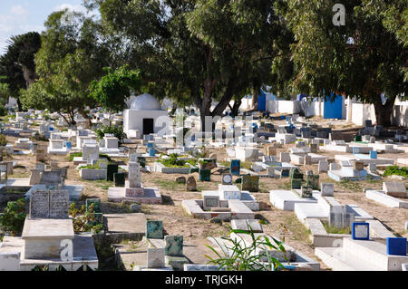 Tunisia: il musulmano cementary di Sidi Bou Said in Hammamet Foto Stock