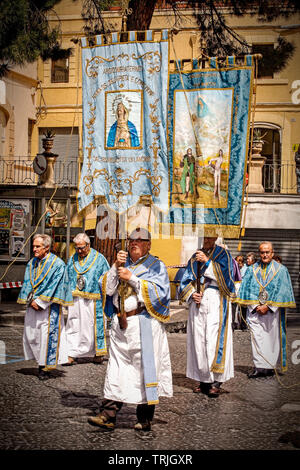 Italia Abruzzo Lanciano: Domenica di Pasqua - Processione del d'incontro dei santi Foto Stock