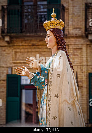 Italia Abruzzo Lanciano: Domenica di Pasqua - Processione del d'incontro dei santi Foto Stock