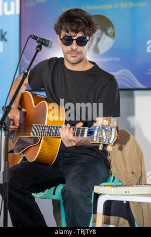 Cannes, Francia, 6 giugno 2019 la vetrina esclusiva di BB Brunes, presentato da Songkick live al MIDEM 2019, Cannes © ifnm / Alamy Live News Foto Stock