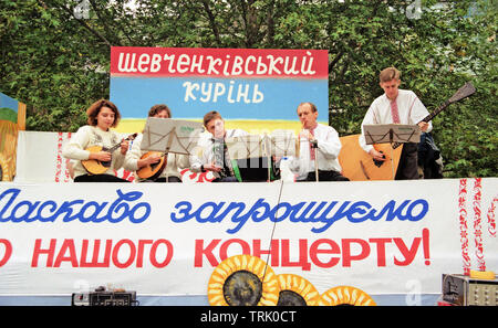 Musica Folk Orchestra suona alla fiera, ucraino fiera, Zaporizhia, Ucraina, Foto Stock