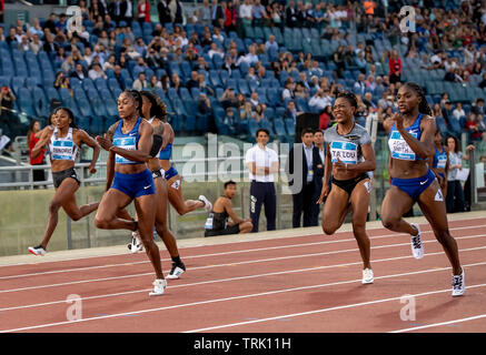 Roma - Italia 6 Giugno 2019: (L-R) Elaine Thompson (JAM) Marie-Josee Ta Lou (CIV) e Dina Asher-Smith (GBR) competere nel 100m della donna durante la gara di go Foto Stock